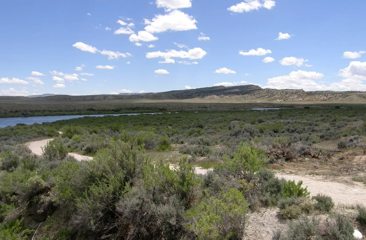 Open plains over western mineral country