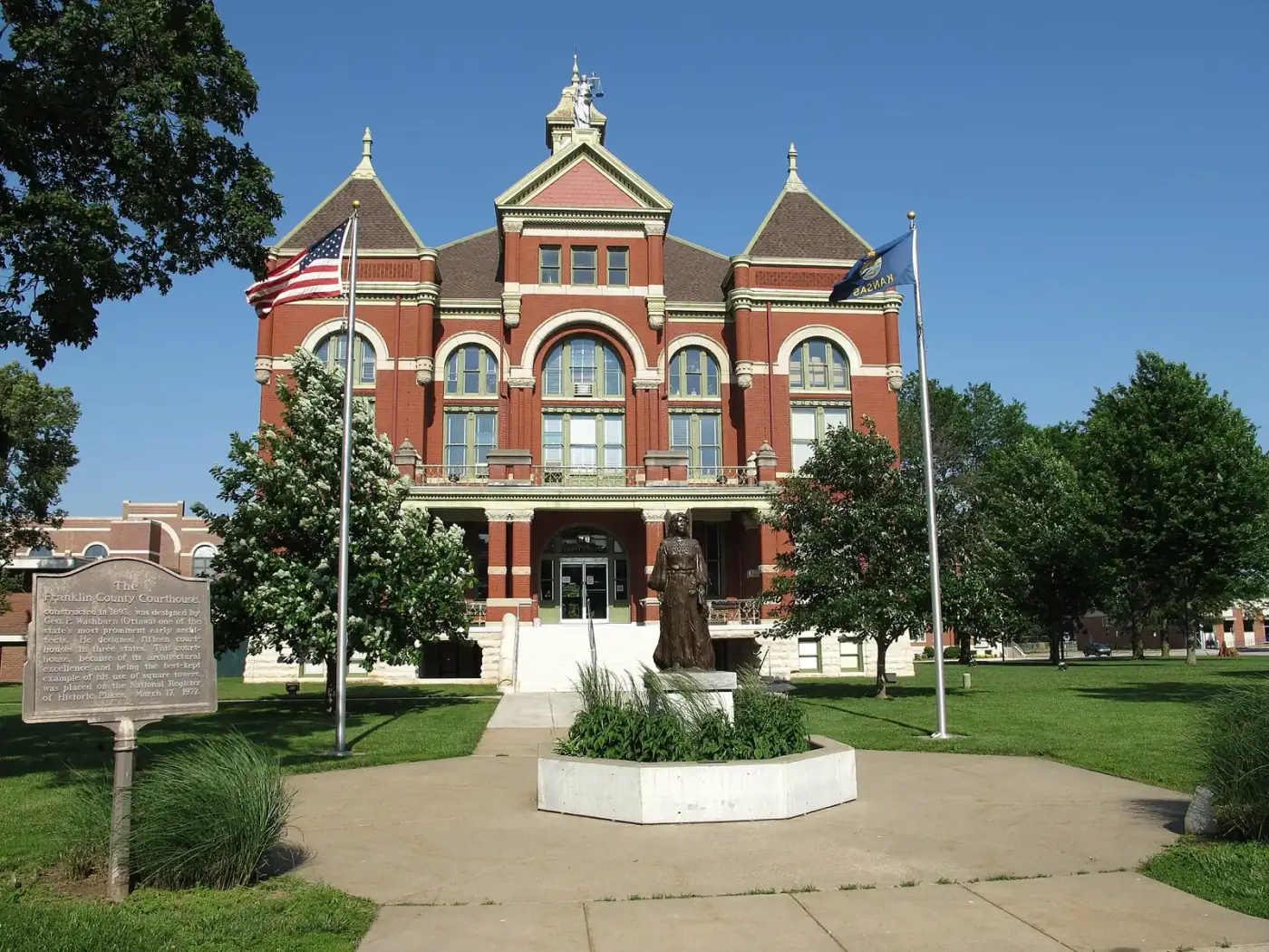 The red brick Franklin County Courthouse in Ottawa, Kansas